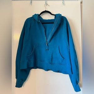 Lululemon oversized 1/2 Zip cropped Scuba